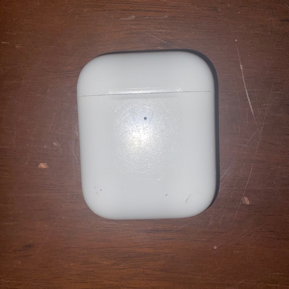 Apple AirPod case